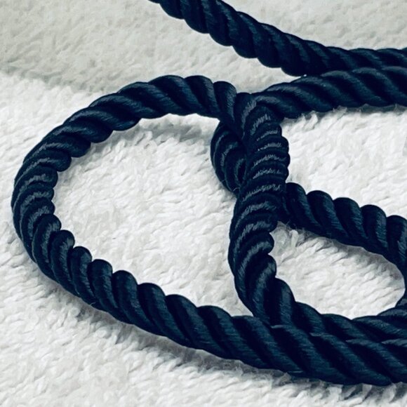 EUC Saks Fifth Avenue Clutch w/Strap, Dark Navy, Pocket, 7" L x 5" T x 2" Deep - Picture 9 of 13